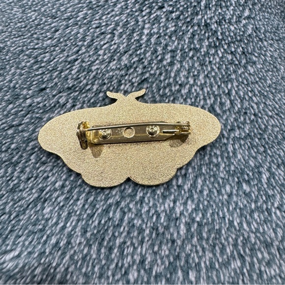 Celestial Floral Moth Pin Brooch B - Picture 2 of 3